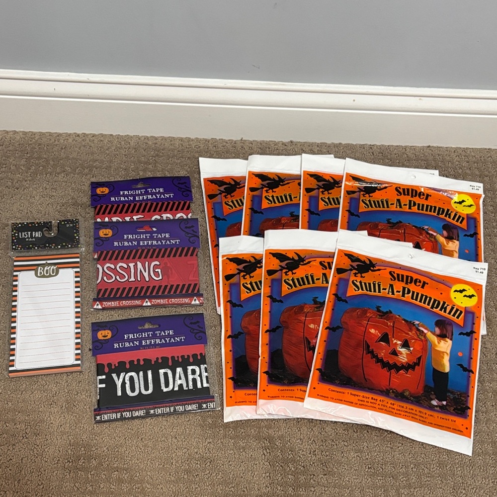 Super Stuff-A-Pumpkin Halloween Party Kit